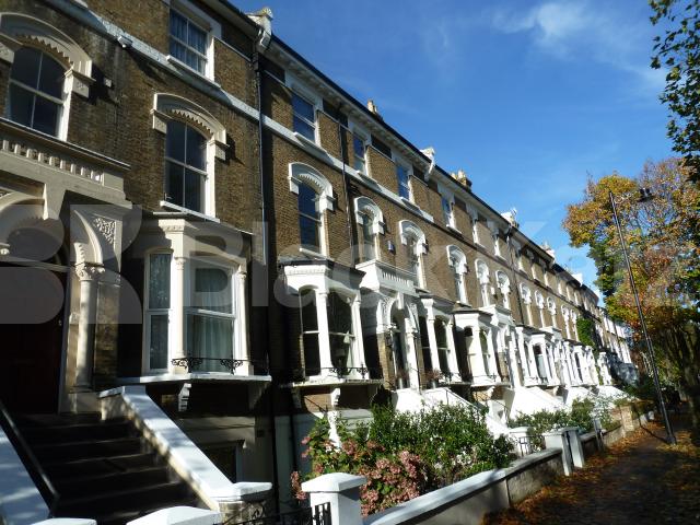 			NEW INSTRUCTION!!, 2 Bedroom, 1 bath, 1 reception Flat			 Petherton Road, HIGHBURY 